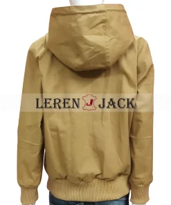 yellowstone-kelly-reilly-with-fur-collar