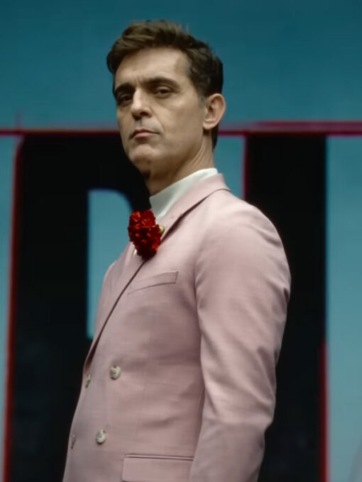 berlin-2023-pedro-alonso-pink-blazer