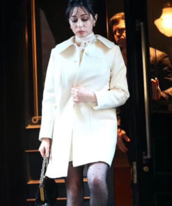 the-penguin-2023-cristin-milioti-coat