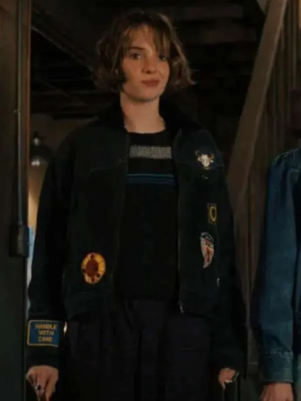 maya-hawke-stranger-things-season-4-denim-jacket