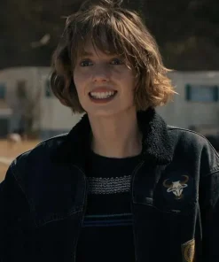 maya-hawke-stranger-things-season-4-denim-jacket