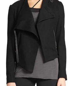 girls-s04-clementine-barrios-black-blazer