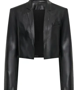 once-upon-a-time-season-5-regina-mills-leather-jacket