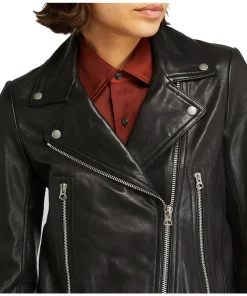 unforgettable-s04-carrie-wells-black-jacket