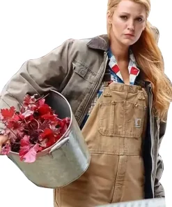 lily-it-ends-with-us-2024-grey-jacket