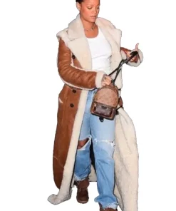 rihanna-shearling-brown-coat