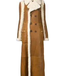 rihanna-shearling-brown-coat