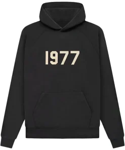 fear-of-god-1977-essentials-pullover-black-hoodie