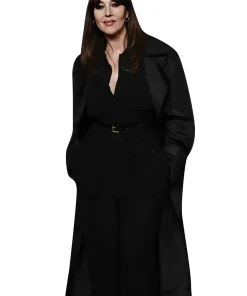 beetlejuice-beetlejuice-monica-bellucci-coat