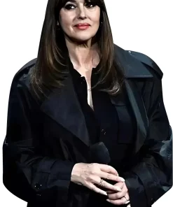 beetlejuice-beetlejuice-monica-bellucci-coat