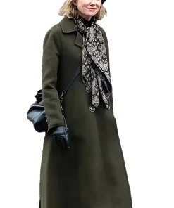 the-friend-naomi-watts-green-coat