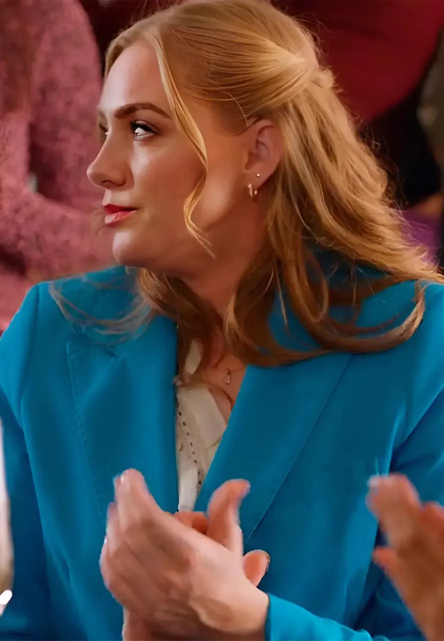 love-on-the-danube-royal-getaway-jessica-sipos-blue-blazer