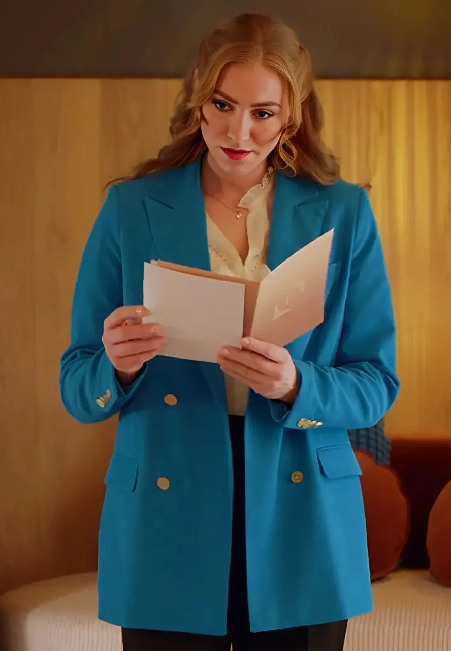 love-on-the-danube-royal-getaway-jessica-sipos-blue-blazer