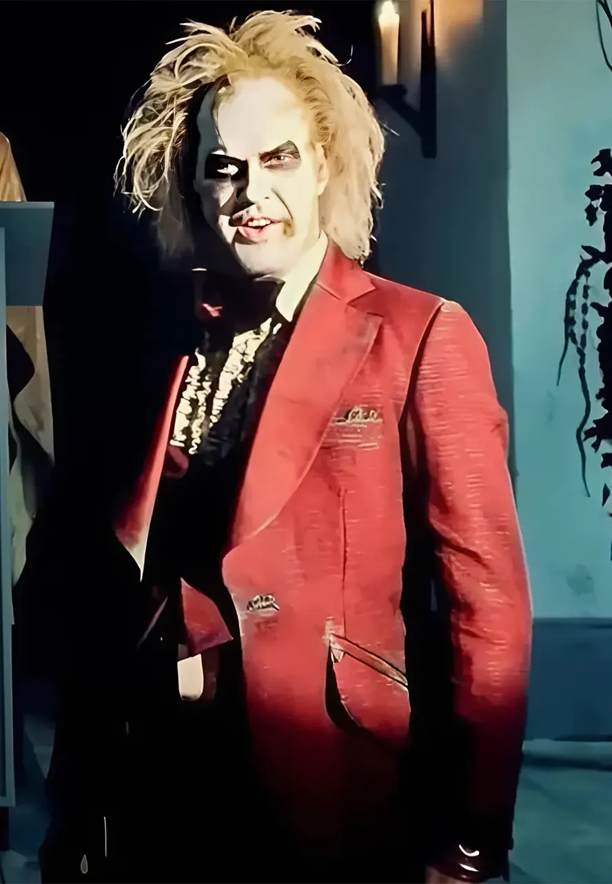 michael-keaton-beetlejuice-beetlejuice-red-blazer